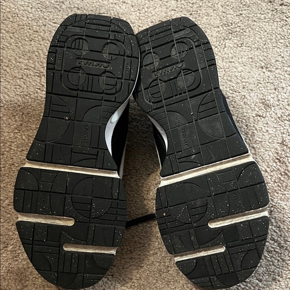 Nike Air Max Kids Black Sneakers - Picture 4 of 4